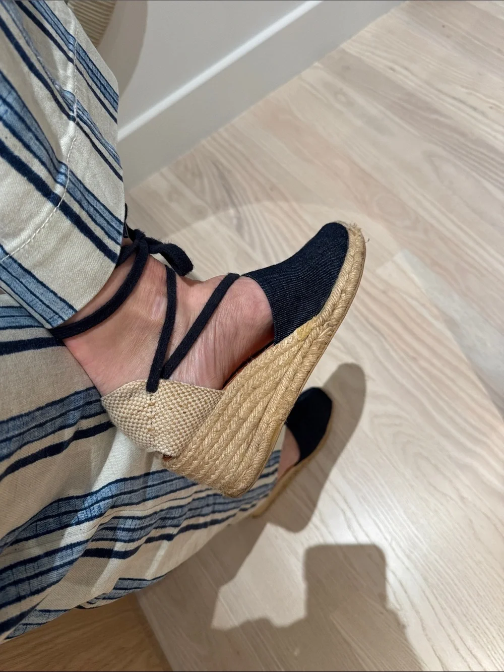 Andre Assous navy denim wedge espadrille